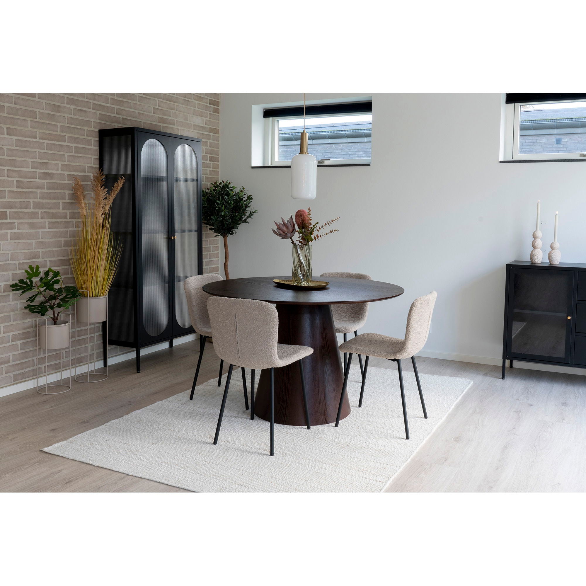 Bolton – Runder Esstisch mit Walnussfurnier, Ø120×75 cm